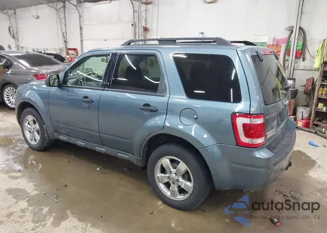 2012 Ford Escape Xlt z USA, uszkodzony, nr VIN 1FMCU9DG2CKA82461